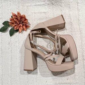 IDIFU Nude Chunky Platform Heels- Size 9